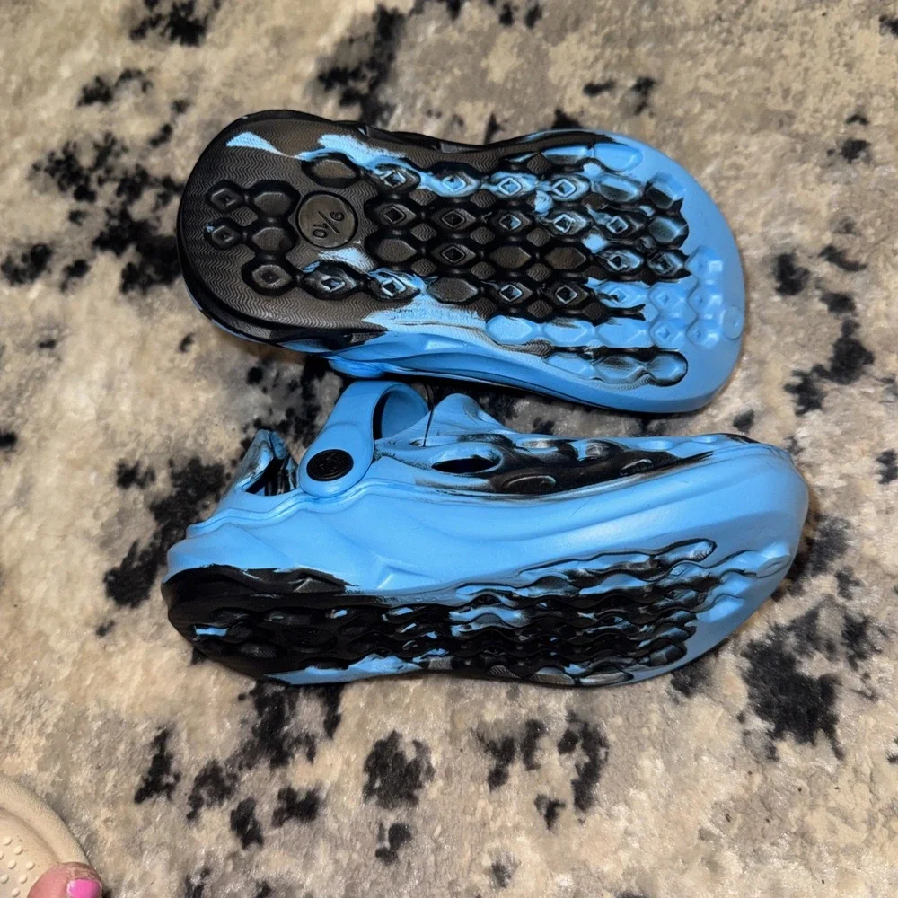 Buc-eecs‎ Little Kids Water Shoes Sandals Youth Boys Size 9 - 10  Blue Swirl